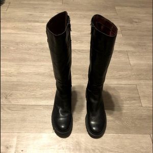 Black leather Nine West boots size 9